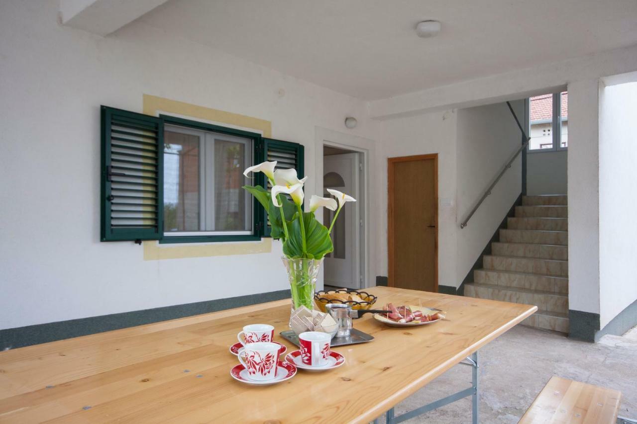Apartment Marsela Шибеник Экстерьер фото